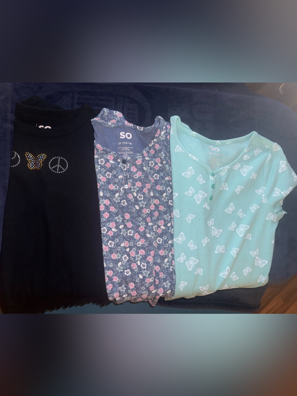 SO Girls Shirts - Flowers, butterflies, Stud Peace Signs